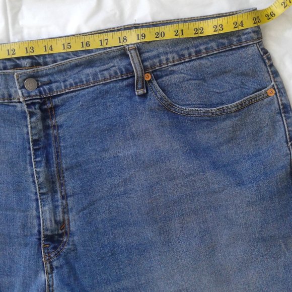 Mens LEVI'S jeans  W50 L30  model 541 - Picture 4 of 9